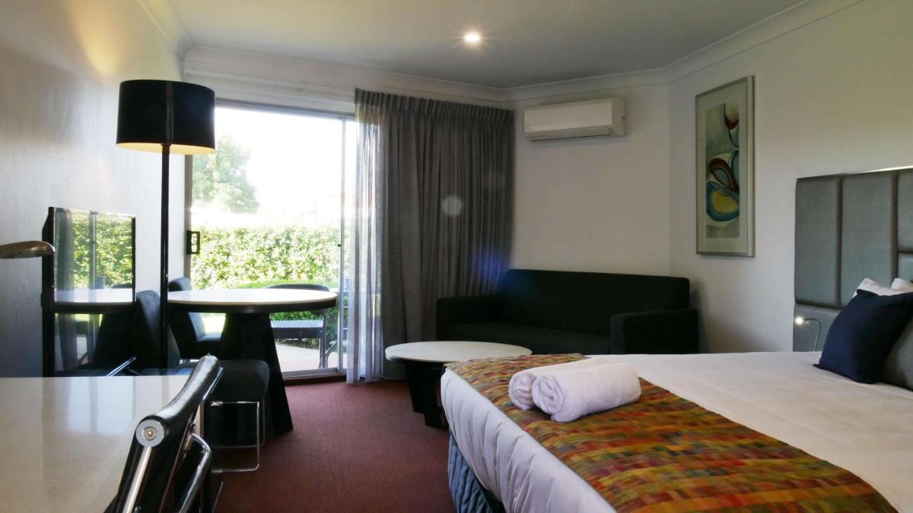 Country Capital Motel Tamworth Exteriör bild
